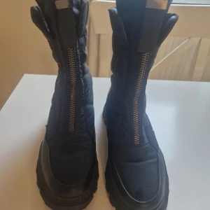 URBAN - Använda 2ggr  dam