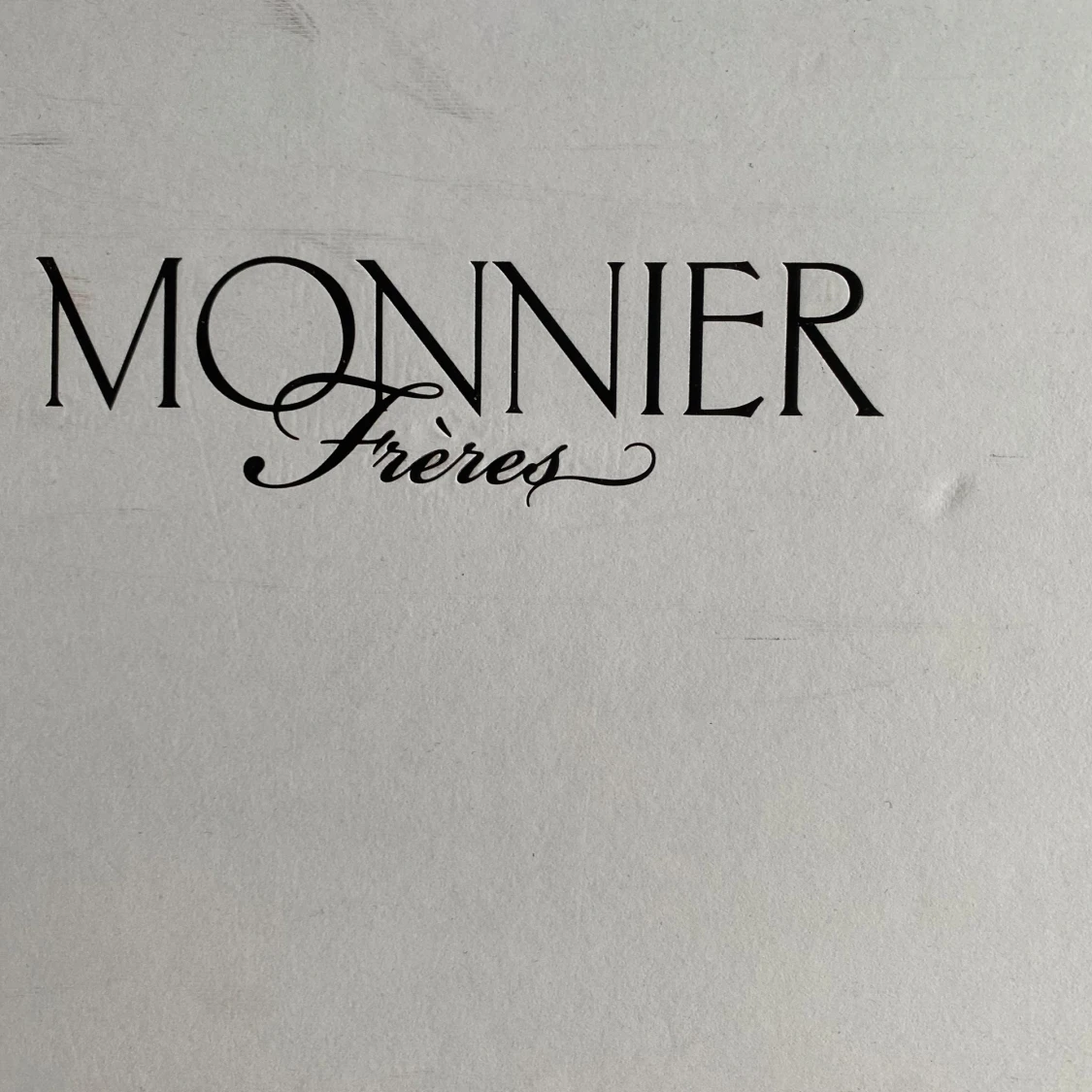 Svart axelväska från DKNY - 90