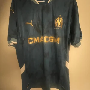 Marsielle tshirt - säljer min helt nya marsielle tshirt