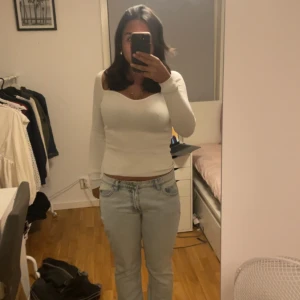 Tröja  - Tröja från hm köpt här på plick men inte passade mig 