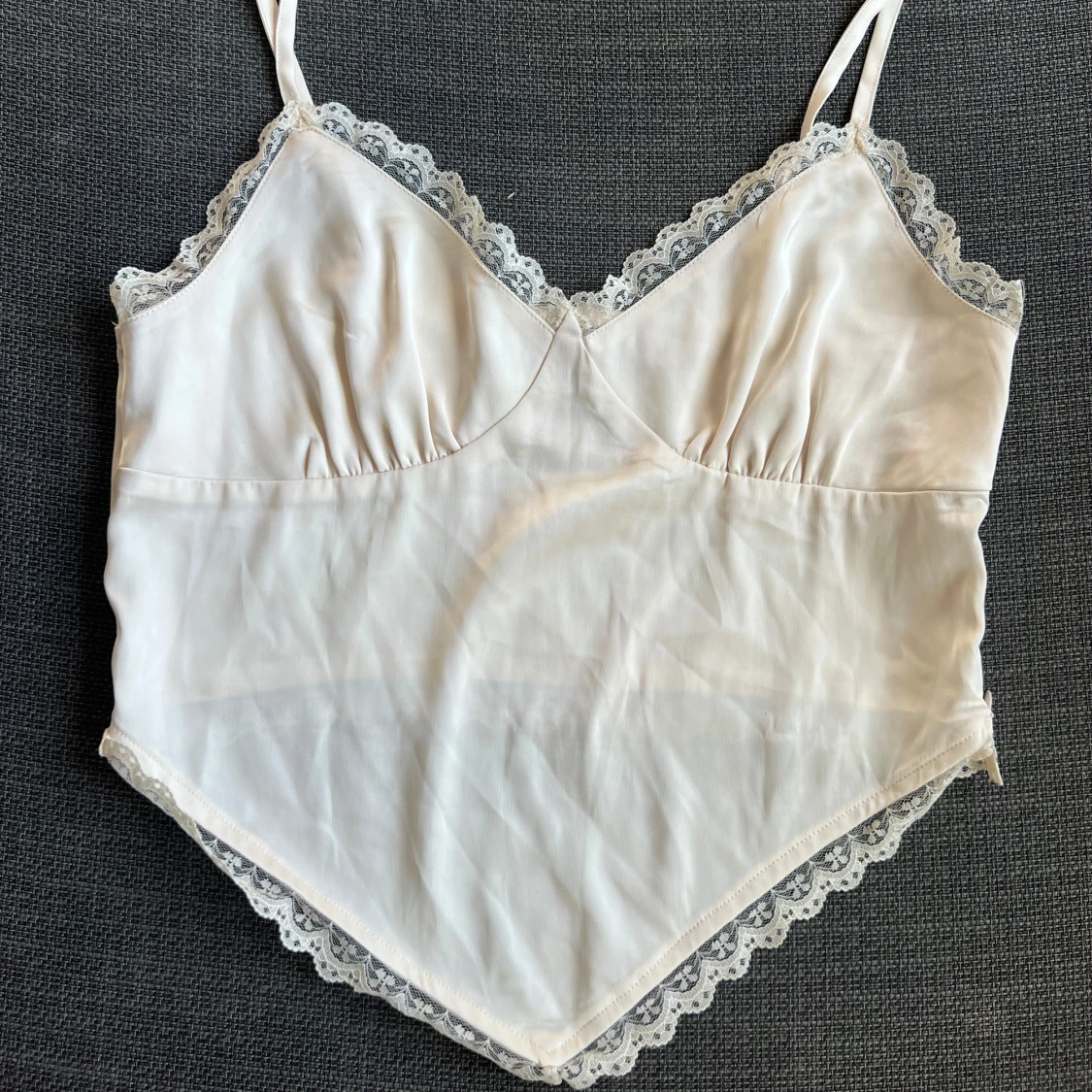 Champagnefärgad topp