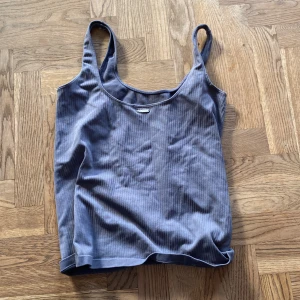 Träning linne  - Typ oanvänt träningslinne 