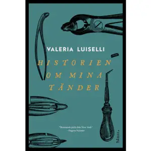 Gustavo Sánchez Sánchez, kallad Highway, är en man med ett liv fullt av berättelser och märkliga historier, och en mun full med dåliga tänder. Det senare ska få en förändring då Highway kommit över Marilyn Monroes bländvita garnityr och har möjligheten att byta ut sina egna gulnande gaddar. För att lyckas med detta måste han först dock bege sig på en resa och sälja de tänder han redan har och som alla bär på en historia om sina tidigare ägare: Platon, Virginia Woolf, Borges med flera. Historien om mina tänder är en lika fascinerande och intelligent som dråplig och underhållande roman om berättelsens nödvändighet och historieberättandets betydelse.Valeria Luiselli är född 1983 i Mexico City och är sedan flera år bosatt i New York. Hon är översatt till över 20 språk och har medverkat i tidskrifter som The New Yorker, The New York Times, Granta, McSweeney s och i podden This American Life. Den lika vågade som geniala romanen Historien om mina tänder prisades som Årets bästa bok av New York Times, Buzzfeed och Flavorwire.    Format Inbunden   Omfång 181 sidor   Språk Svenska   Förlag Rámus Förlag   Utgivningsdatum 2018-08-09   Medverkande Annakarin Thorburn   Medverkande Thomas Alm   ISBN 9789186703844  