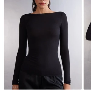 Intimissimi tröja svart - Köptes i maj ungefär o knappt använd