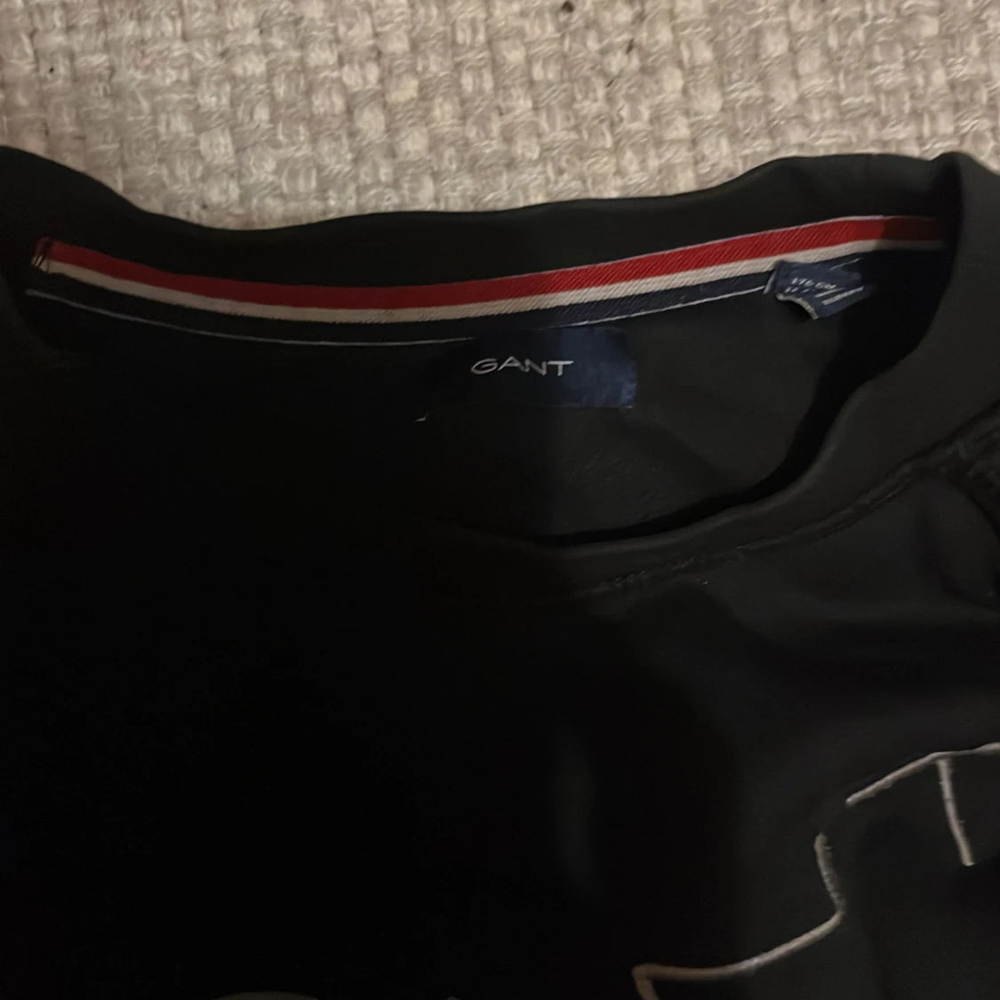 Svart långärmad tröja från GANT - 90