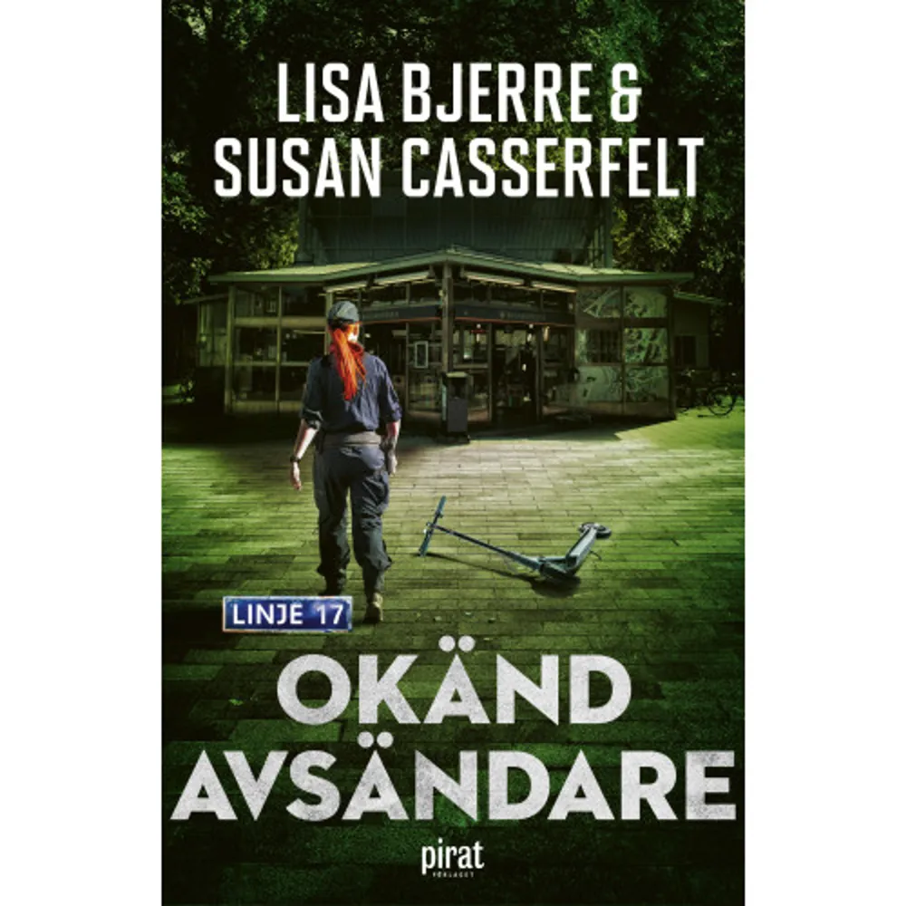 Vardagsrealistisk, aktuell och spännande, en polisroman med hög trovärdighet. Ingalill Mosander, Aftonbladet Den här boken ligger i tiden på många sätt. Inte bara genom att uppmärksamma skjutningar, gäng och åldringsbedrägerier. Man får reda på en hel del om hur polisarbete kan gå till. Och det är skojigt att få en insikt i den så kallade klickjournalistiken och hur arbetet på en tidningsredaktion går till. Personerna i boken är skildrade på ett intressant sätt utan att gå in på exakt hur personerna ser ut det är mera betoning på hur de beter sig mot sig själva och mot varandra. ... en bok som håller ihop på ett professionellt sätt och som jag inte skulle vilja ha oläst. Dast Magazineden på måEn avdankad journalist avrättas brutalt i södra Stockholm. Efter att i flera år ha försörjt sig på swishdonationer verkar de spekulativa skriverierna ha kommit ikapp honom. När polisen Jack Karlberg utreder fallet leder spåren till kriminella gäng. Är mordet en hämndaktion eller behövde offret tystas? Poliskollegan Lina Kruse nystar i en härva av bedrägerier som drabbar Bagarmossens mest sköra, de åldringar som efter ett liv av hårt arbete berövas på sitt livs besparingar. Hon får oväntad hjälp av tidningsreportern Malle, och spåren leder dem in i en skrämmande värld där girigheten saknar gränser.Okänd avsändare är en kriminalroman om brott som slår mot samhällets mest sårbara. Det är den tredje delen i serien Linje 17 där vi får följa poliserna Lina Kruses och Jack Karlbergs vardag i Stockholmsförorten Bagarmossen. Lisa Bjerre arbetar som frilansskribent med lång erfarenhetsom journalist. Susan Casserfelt är författare till deckarserien Höga kusten som nått stora framgångar. De lärde känna varandra på en skrivarkurs. Både polisens arbete med gängkriminalitet och det journalistiska arbetet känns trovärdigt. Bjerre och Casserfelt skriver rappt och flyhänt på en lättflytande prosa. Karaktärerna känns autentiska och tilltalet både modernt och aktuellt. Miljöskildringarna är väl tecknade. Boken står sig väl i deckarkonkurrensen och är oavbrutet engagerande och spännande. Helhetsbetyg: 4, Mycket bra Bibliotekstjänst     Format Pocket   Omfång 370 sidor   Språk Svenska   Förlag Piratförlaget   Utgivningsdatum 2024-01-12   Medverkande Lisa Bjerre   ISBN 9789164208224  . Böcker.