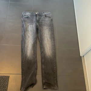 Lee jeans daren zip fly. St 28/32 - Skicket är bra typ aldrig använt. 
