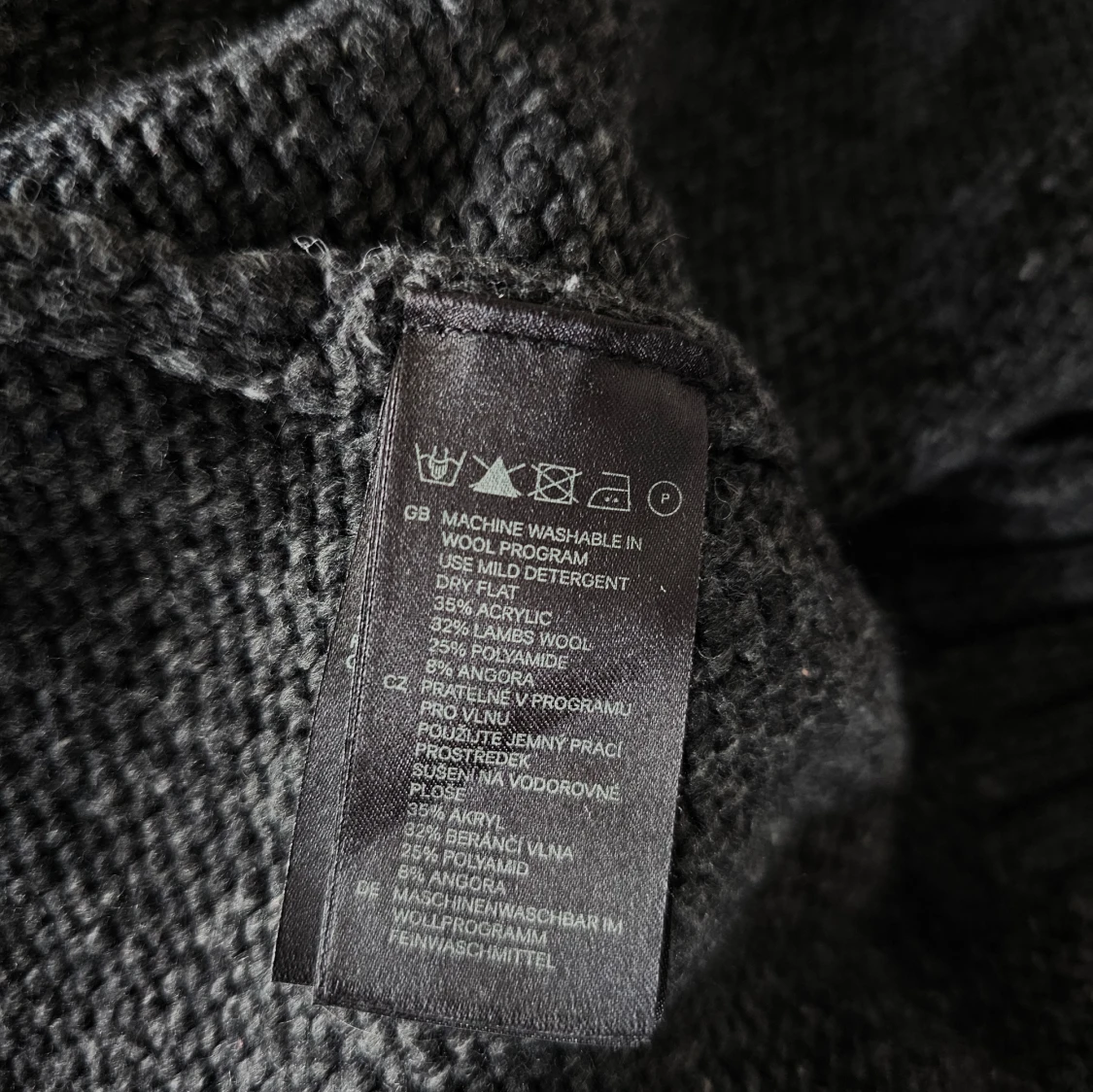 Mörkgrå stickad kofta från H&M - 93