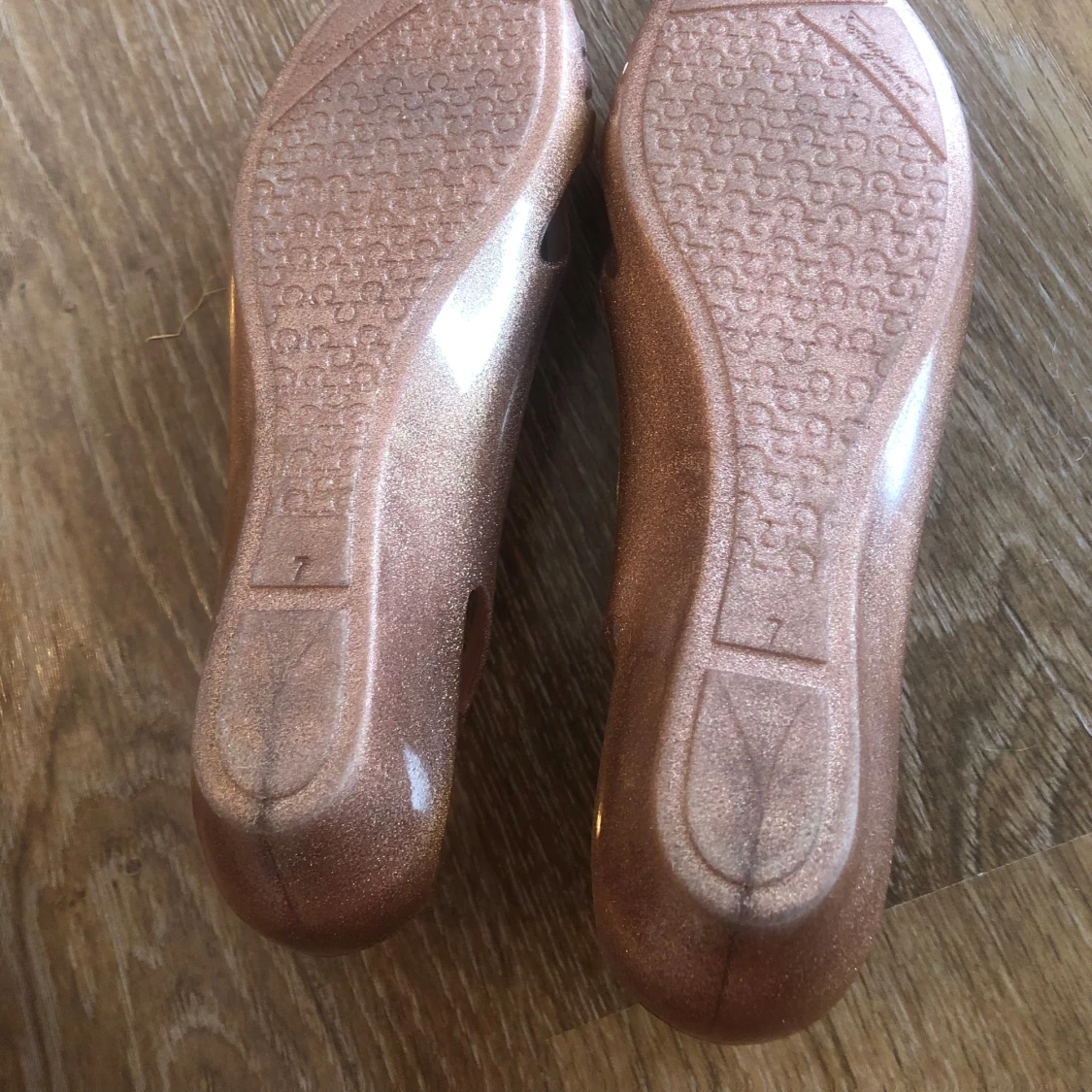 Ferragamo gummiskor  - 91