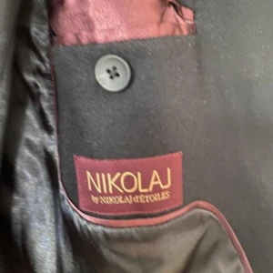 Rock Nikolaj - I nyskick, nypris 4999:- Storlek M 