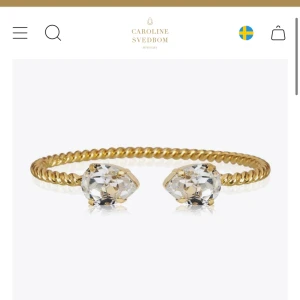 Caroline svedbom armband  - Så fint skick men kommer typ ärr inte till anvädning. Kommer med originalbox. Skriv för egna bilder😊 nypris är 795 kr