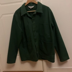 Aigle Overshirt - Storlek M i utmärkt skick. 