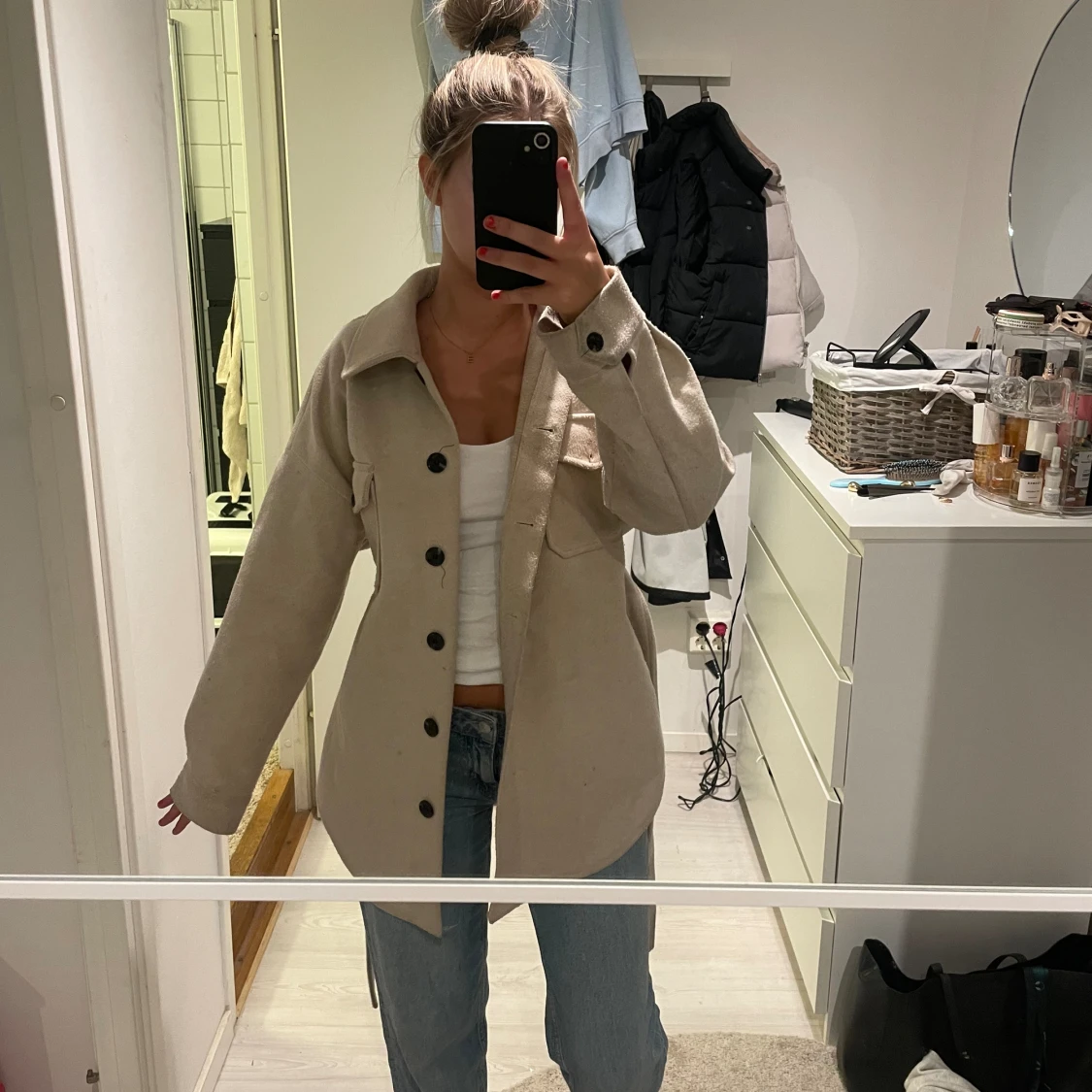 Beige Kappa från Nelly