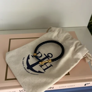 Bracelet  - Säljer mitt helt oanvända Paul Hewitt armband, fick det i present för några år sen. Men kom aldrig till användning. Pris kan diskuteras vid snabb affär🤍