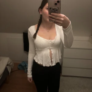 Topp från Ginatricot - Strl s, fint skick använd max 3 gånger