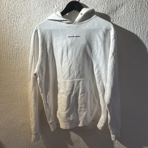 Sandro Paris hoodie Size L - Bra skick, finns en fläck som går bort i tvätt