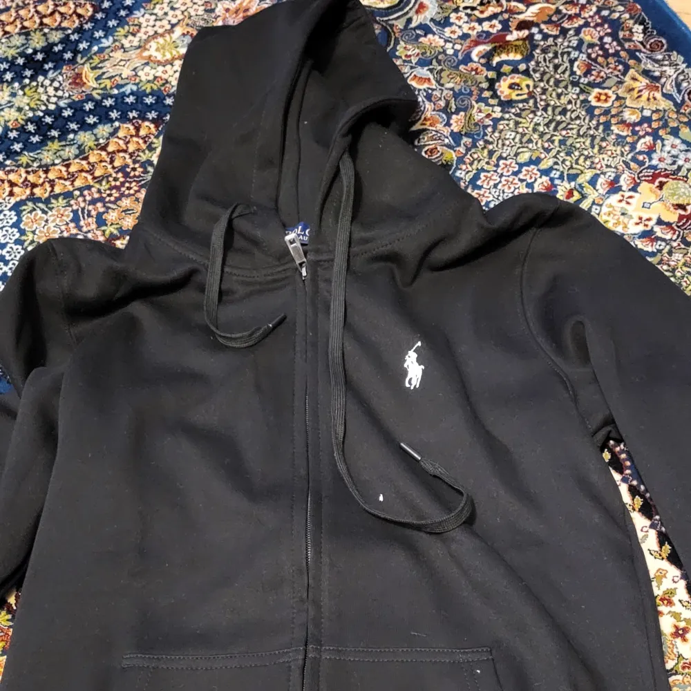 Ralph lauren zip up hoodie ny . Hoodies.