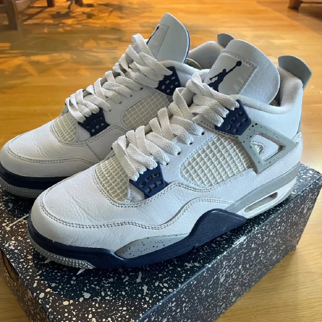 Jordan 4 retro white/midnight navy
