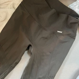 Aimin tights - Använda få gånger! 