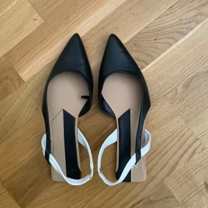 Skor - Spetsiga ballerina