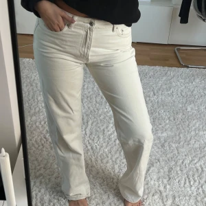 Vita jeans - Använda fåtal gånger 