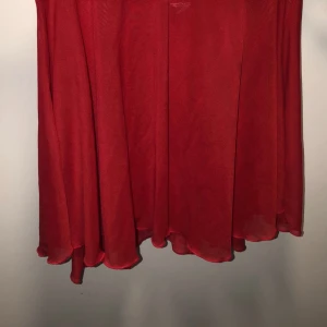 Natt linne - Köpte den på second hand så vet inte vart den kommer ifrån