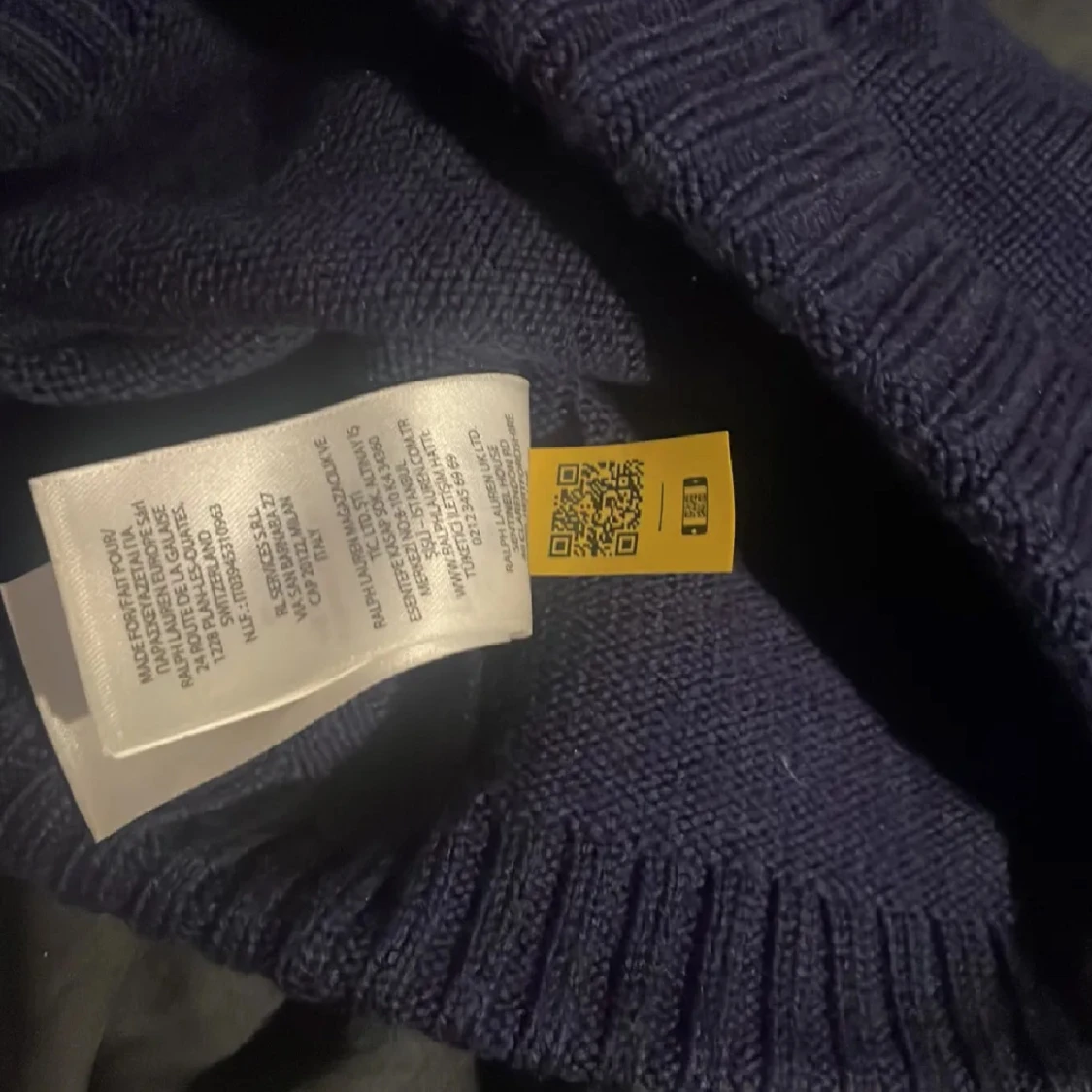 Mörkblå stickad mössa från Ralph Lauren - 90