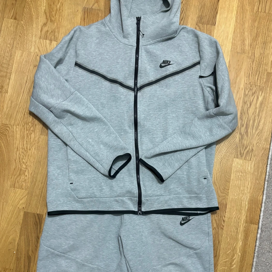 Nike tech komplett set