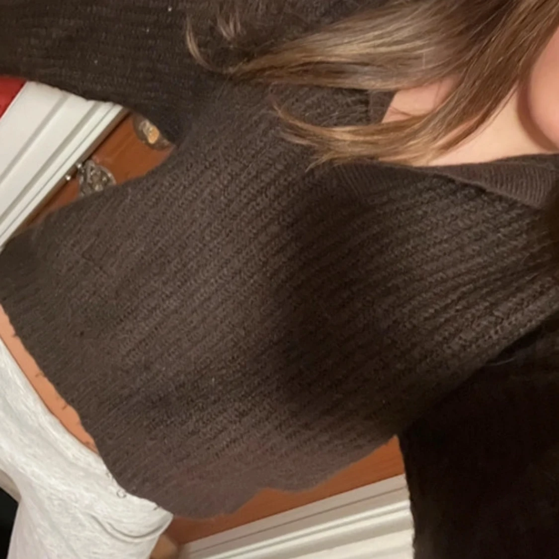 Brun stickad tröja - 91