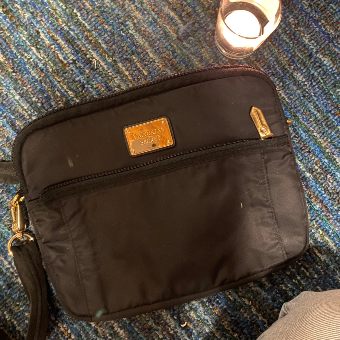 Svart väska från Victoria's Secret