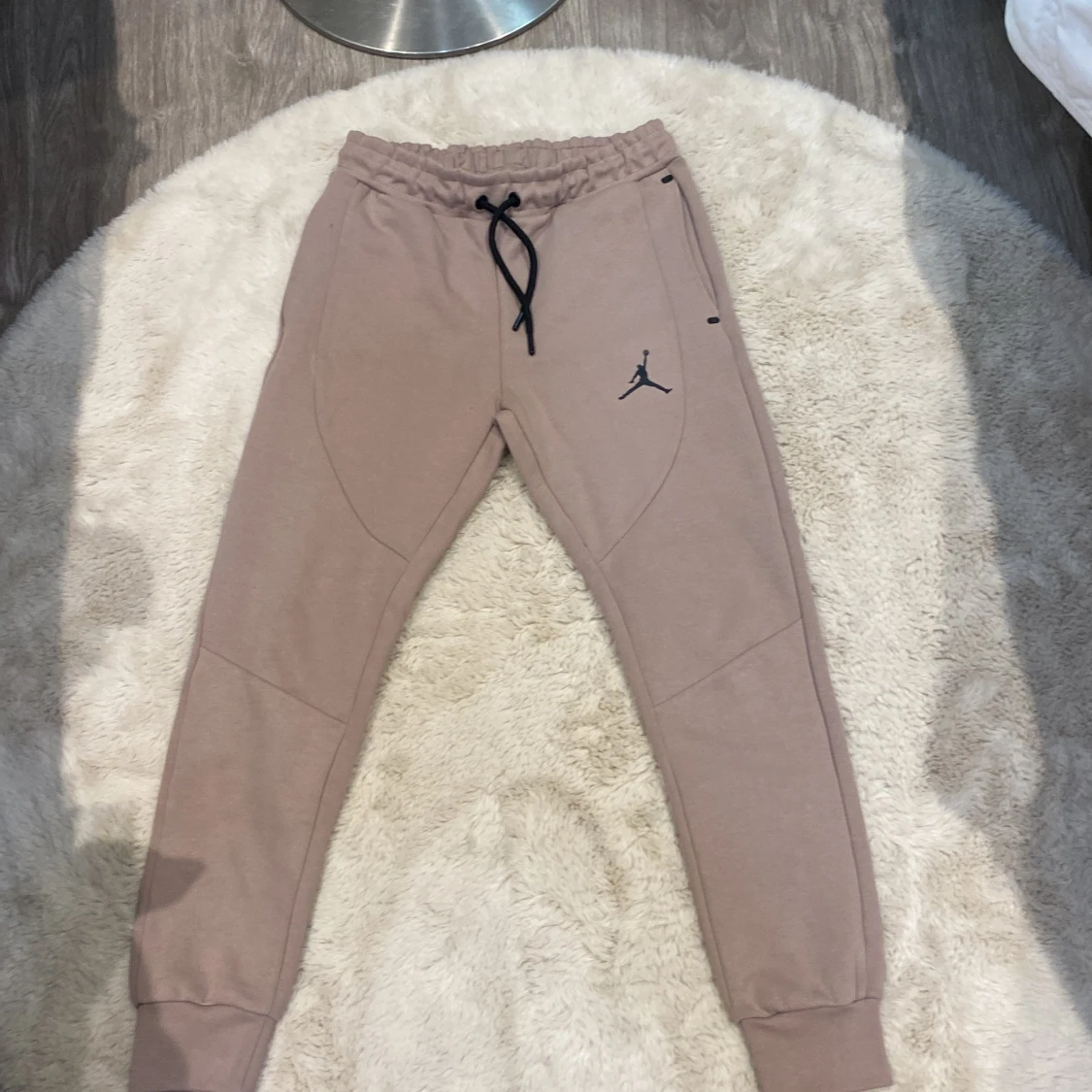 Beige hoodie och byxor från Jordan - 91