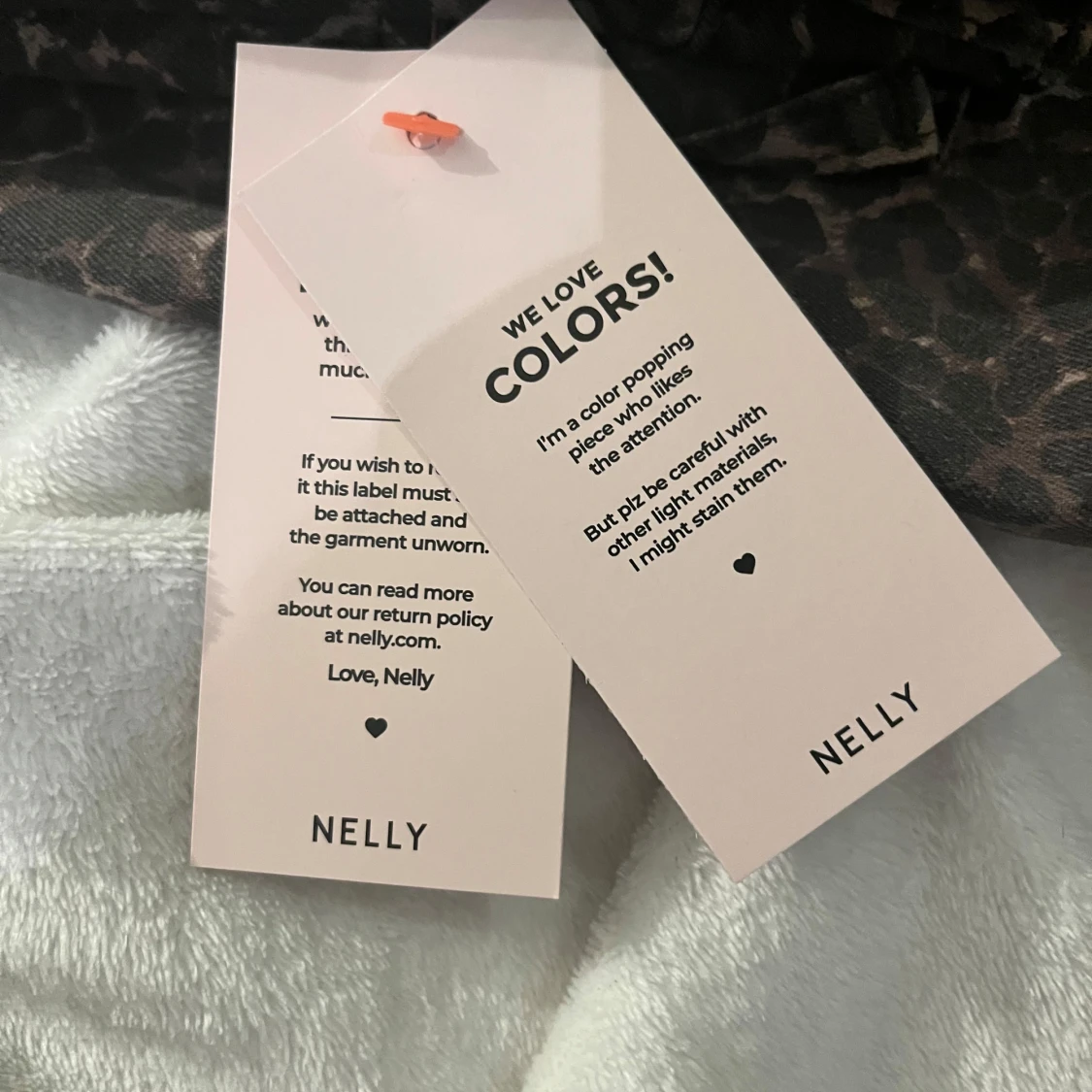 Leopardmönstrade bootcut jeans från Nelly - 93