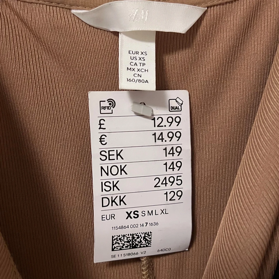 Ljusbrun klänning - 91