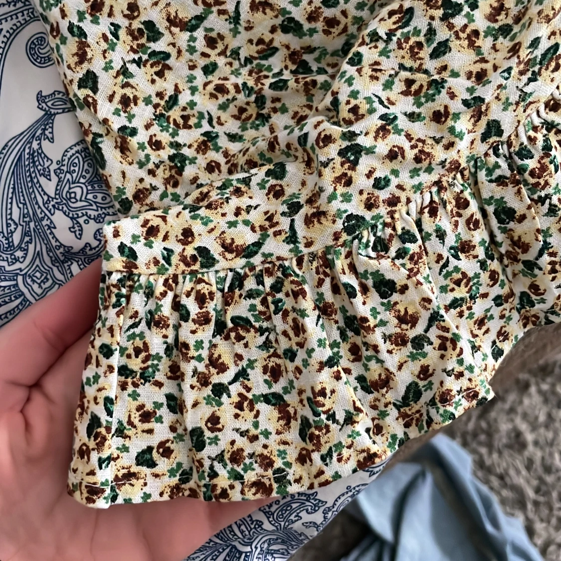 Blommig klänning från Zara - 92