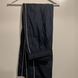 AIMN Tracksuit set - Använt fåtal gånger, som nytt !