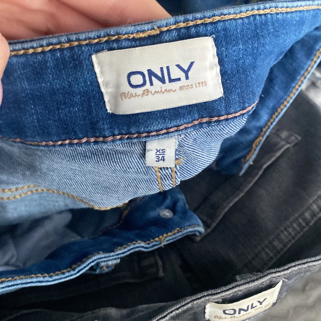 Blå bootcut jeans från ONLY - 90