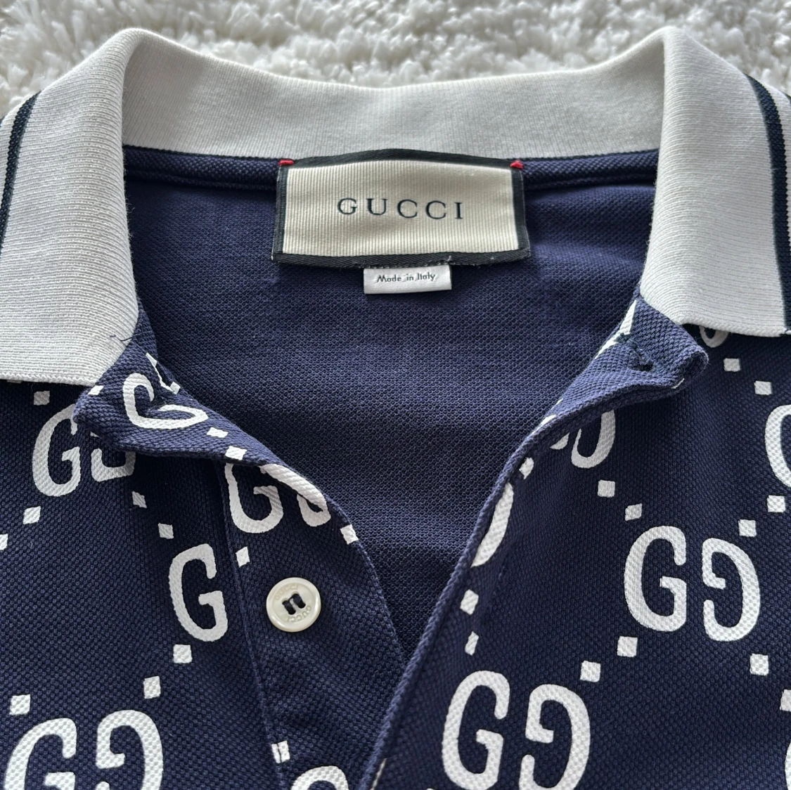 Mörkblå pikétröja från Gucci - 2