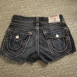  True Religion shorts - Snygga jeansshorts från True Religion i storlek 33