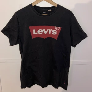 Levi’s T-shirt - Svart T-shirt från Levi’s