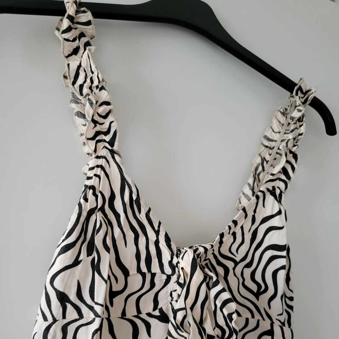 Zebramönstrad klänning från Nelly - 1
