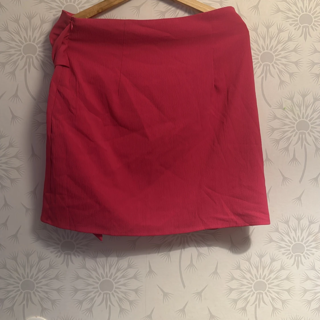 Rosa omlottkjol med rosett - 1