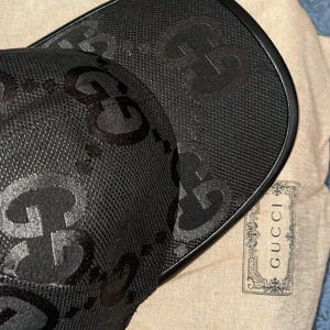 Pris kan diskuteras! - Väldigt fin keps 