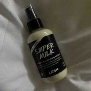 Super milk Lush  - Nästan helt full, säljer då den aldrig kommer till användning 