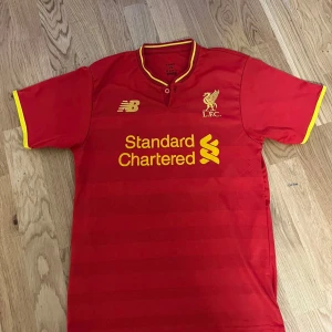 Liverpool - Liverpool t shirt storlek xs 