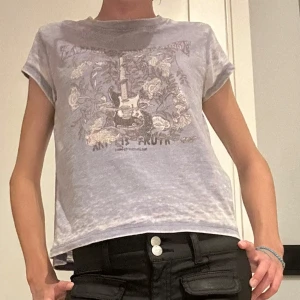 Zadig t-shirts  - Zadig t-shirts i storlek 146-152 (Xs) nypris 799kr st, säljer för 300kr st (800kr för alla) kontakta vid intresse