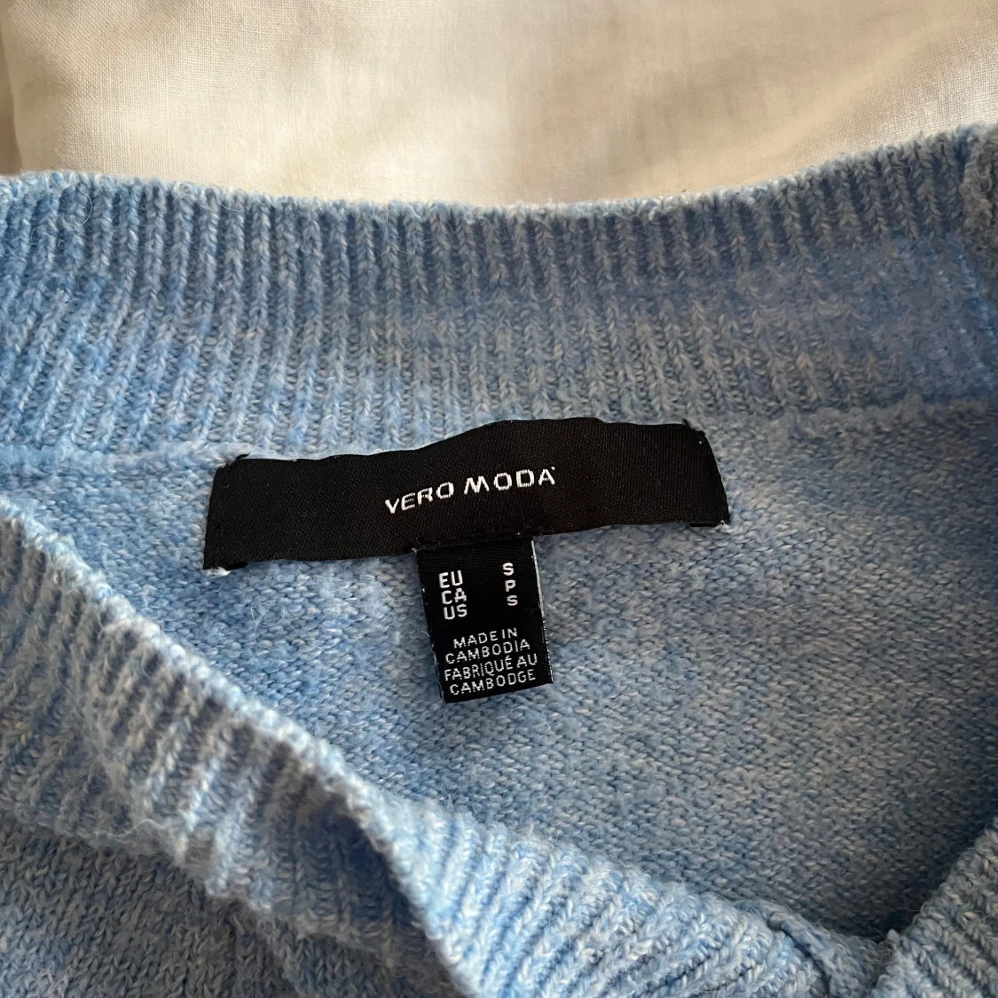 Ljusblå tröja från Vero Moda - 91