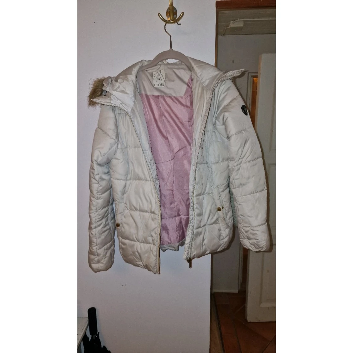 Off white vinterjacka  - 90