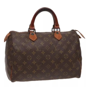 Louis Vuitton Speedy 30 - Louis Vuitton Speedy 30. Ett måste i väskkollektionen! Bra storlek för både vardagsbruk och resor. Perfekt att använda som skol-/arbetsväska. Speedy ger en touch av lyx och stil till varje outfit.