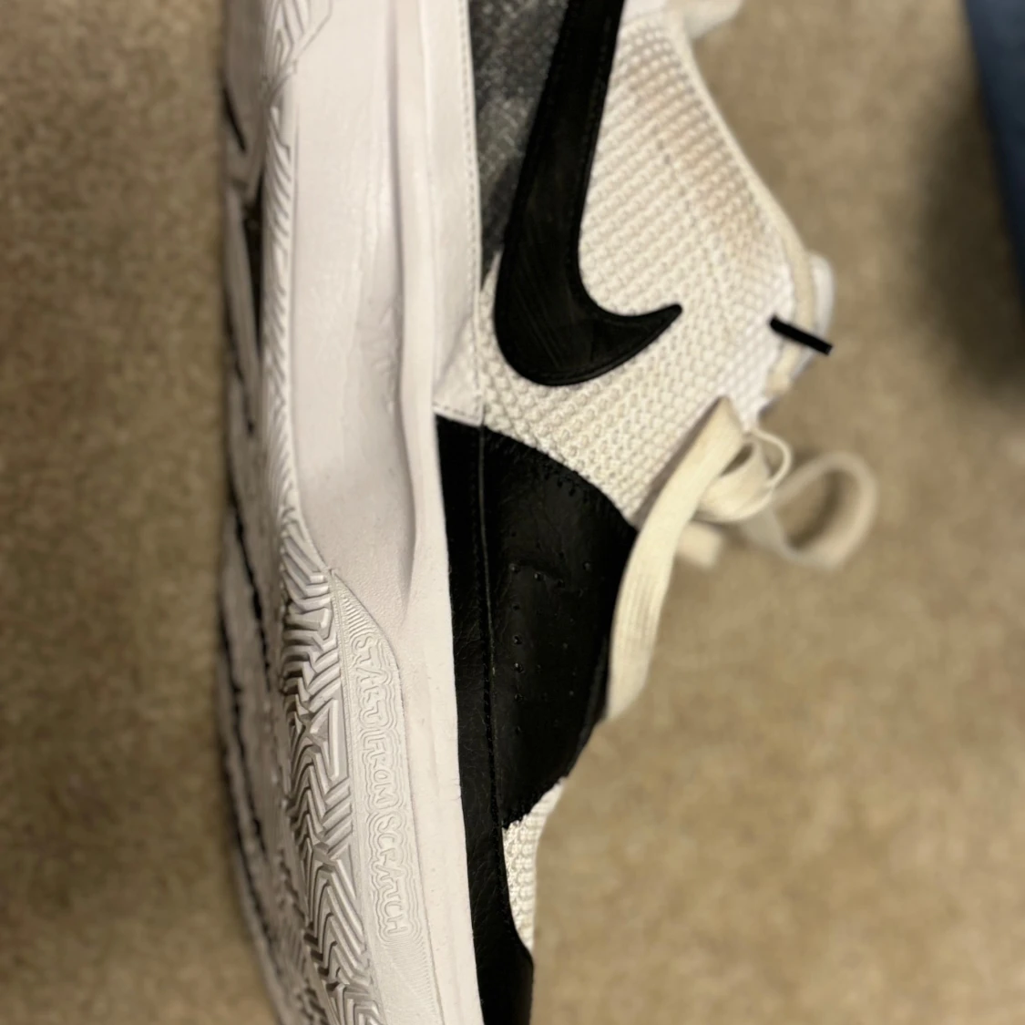 White and black Ja 1 - 91