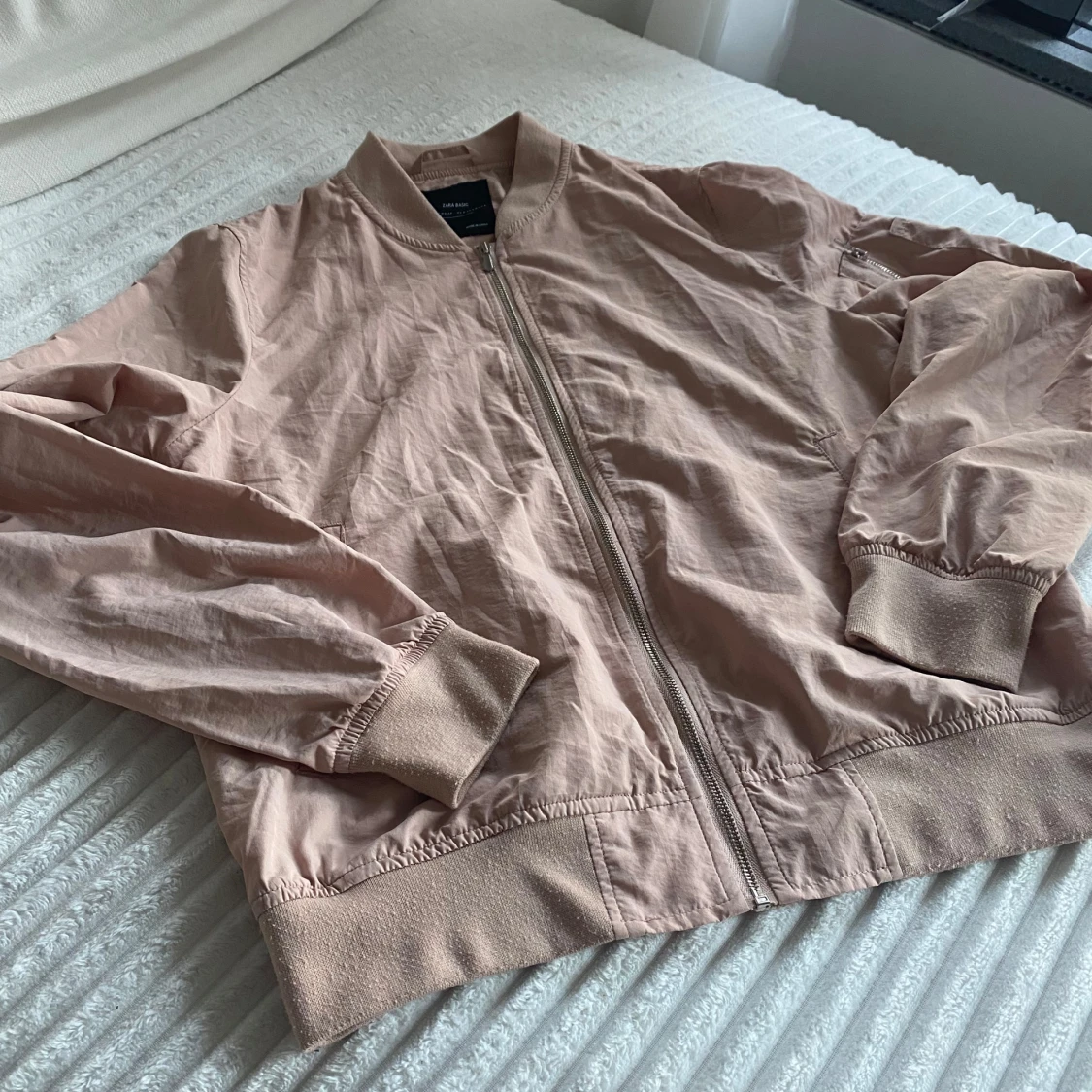 Ljusrosa jacka  - 93